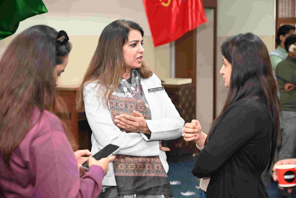 teacher interaction with parents